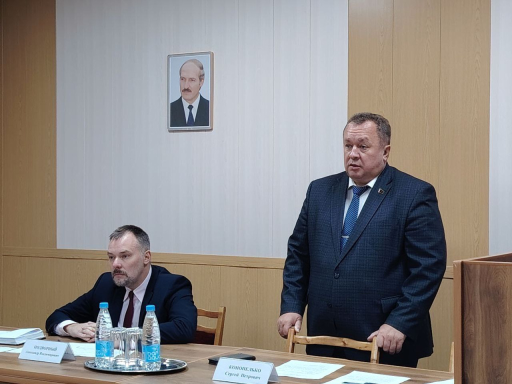 photo_5262781916836990242_y (1).jpg photo_5262781916836990242_y (1).jpg